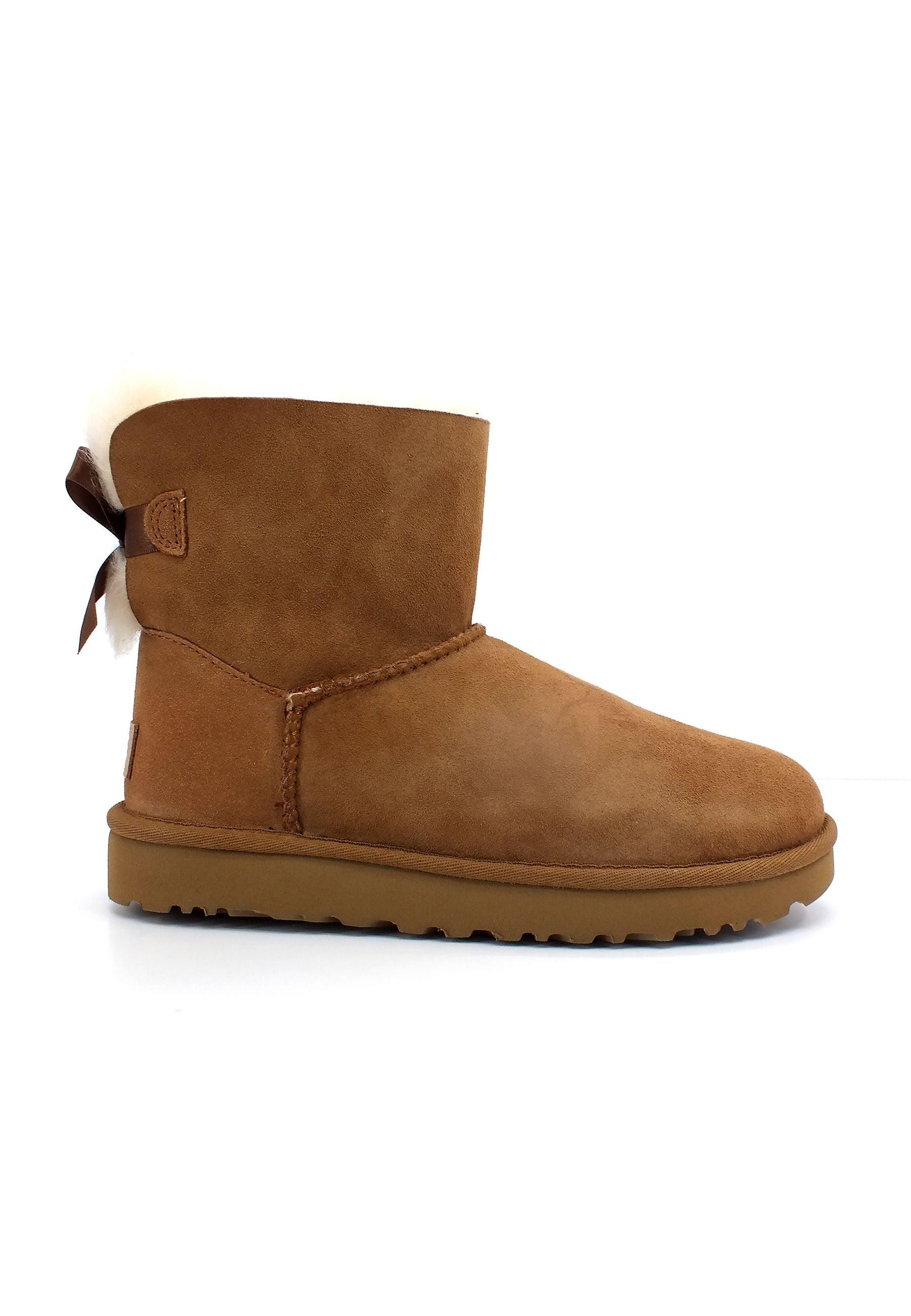 UGG Mini Bailey Bow II Stivaletto Donna Chestnut W1016501 - Sandrini Calzature e Abbigliamento