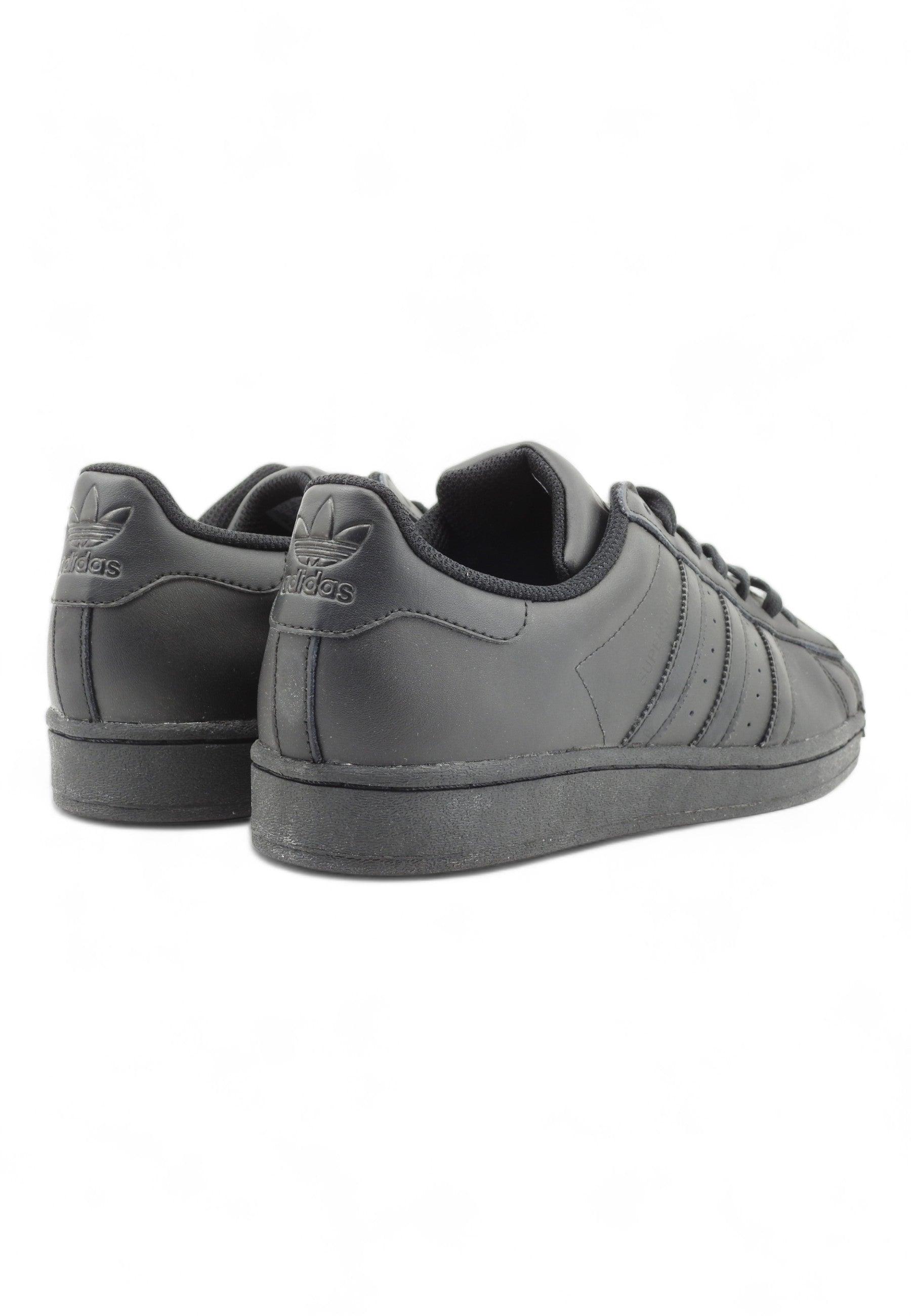 Scopri ADIDAS Superstar Sneaker Uomo Black EG4957 al miglior prezzo online Sandrini Calzature e Abbigliamento