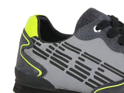 GUESS Sneakers L Grey FM7NGLSUE12