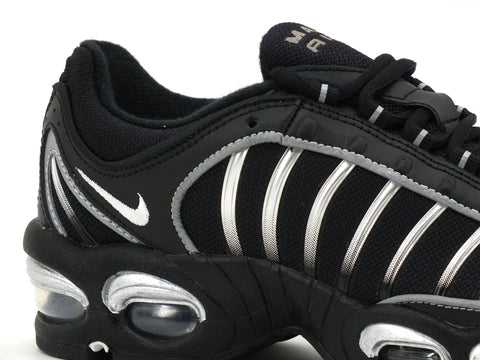 NIKE Air Max Tailwind IV Black White Metal Silver AQ2567003