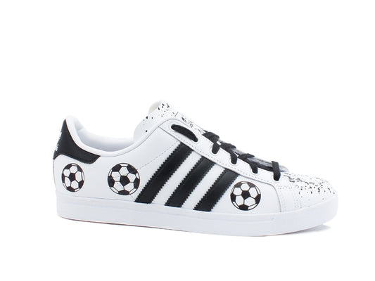CUSTOM / ADIDAS Coast Star Sneaker Custom Football White Black EE8900