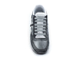 Load image into Gallery viewer, CUSTOM / SAUCONY Jazz Triple Sneaker Spray Borchie Black Silver S70530-6