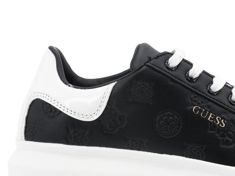GUESS Sneaker Logo - Sandrini Calzature e Abbigliamento