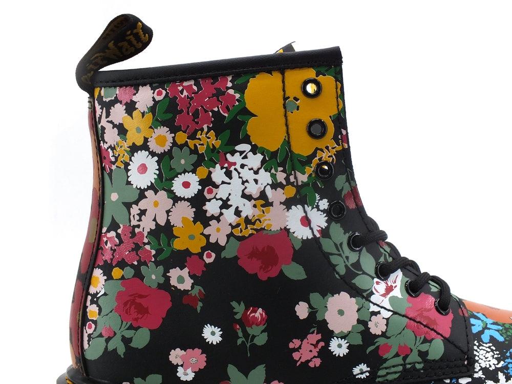 DR. MARTENS Floreal Mash Up K Hydro Anfibio Fiori Black 1460J-27093001 - Sandrini Calzature e Abbigliamento