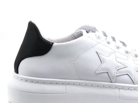 2STAR Sneaker Princess Retro White Black 2SD2879 - Sandrini Calzature e Abbigliamento