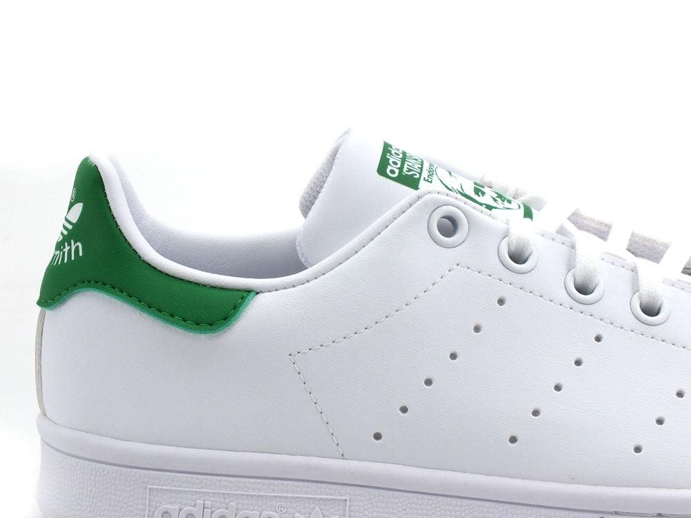 Scopri ADIDAS Stan Smith J Sneaker White Green FX7519 al miglior