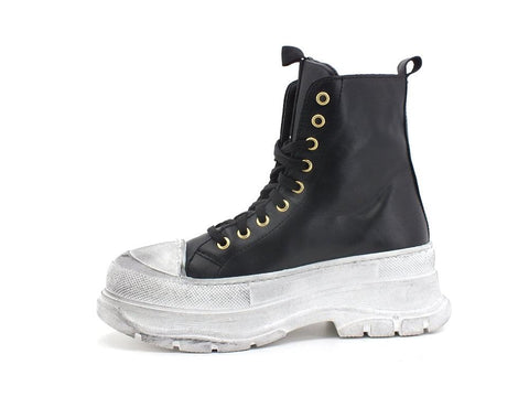 DIVINE FOLLIE Anfibio Combact Borchie Nero DF2100B - Sandrini Calzature e Abbigliamento