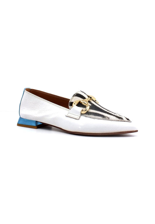 DIVINE FOLLIE Mocassino Punta Donna Zebra Bianco 901-20F - Sandrini Calzature e Abbigliamento