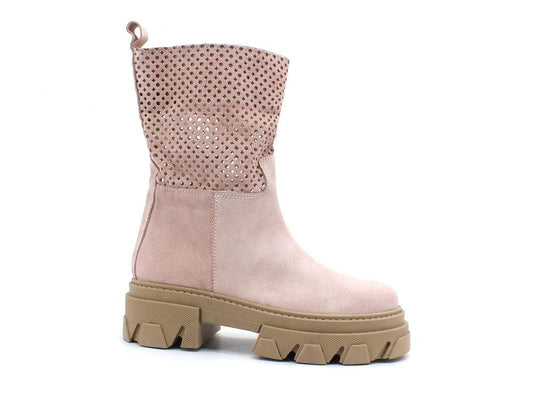 DIVINE FOLLIE Stivale Carrarmato Traforato Pelle Rosa 301 - Sandrini Calzature e Abbigliamento