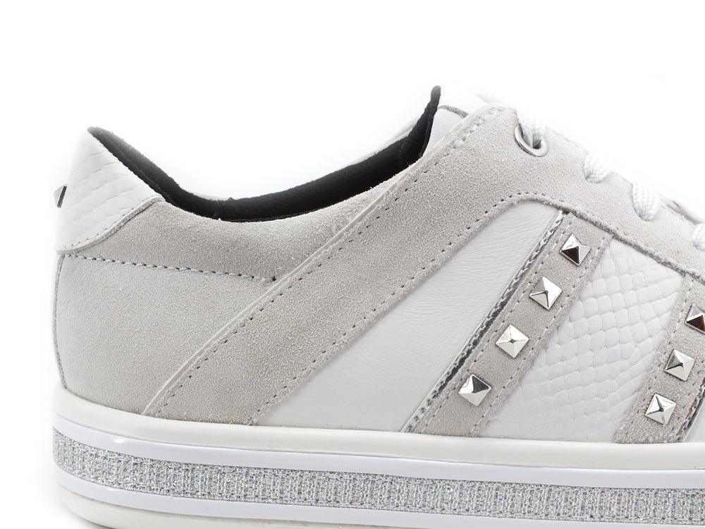 GEOX Sneaker Bande Borchie White Off D16FFC08522C1352 - Sandrini Calzature e Abbigliamento