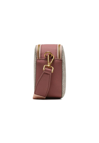 GUESS Rainee Tracolla Camera Bag Ivory Logo Rose SA900314 - Sandrini Calzature e Abbigliamento