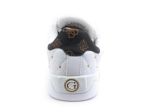 GUESS Sneaker Borchie Trapuntata Loghi White FL8BEEFAL12 - Sandrini Calzature e Abbigliamento