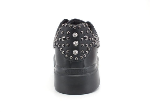 GUESS Sneaker Logo Borchie Black FL8H2ASMA12 - Sandrini Calzature e Abbigliamento