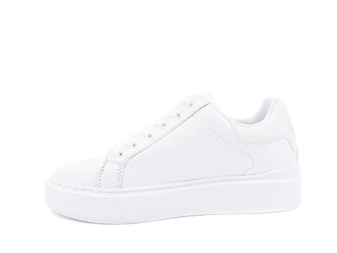 GUESS Sneaker Platform Pelle White FL8HZYLEP12 - Sandrini Calzature e Abbigliamento