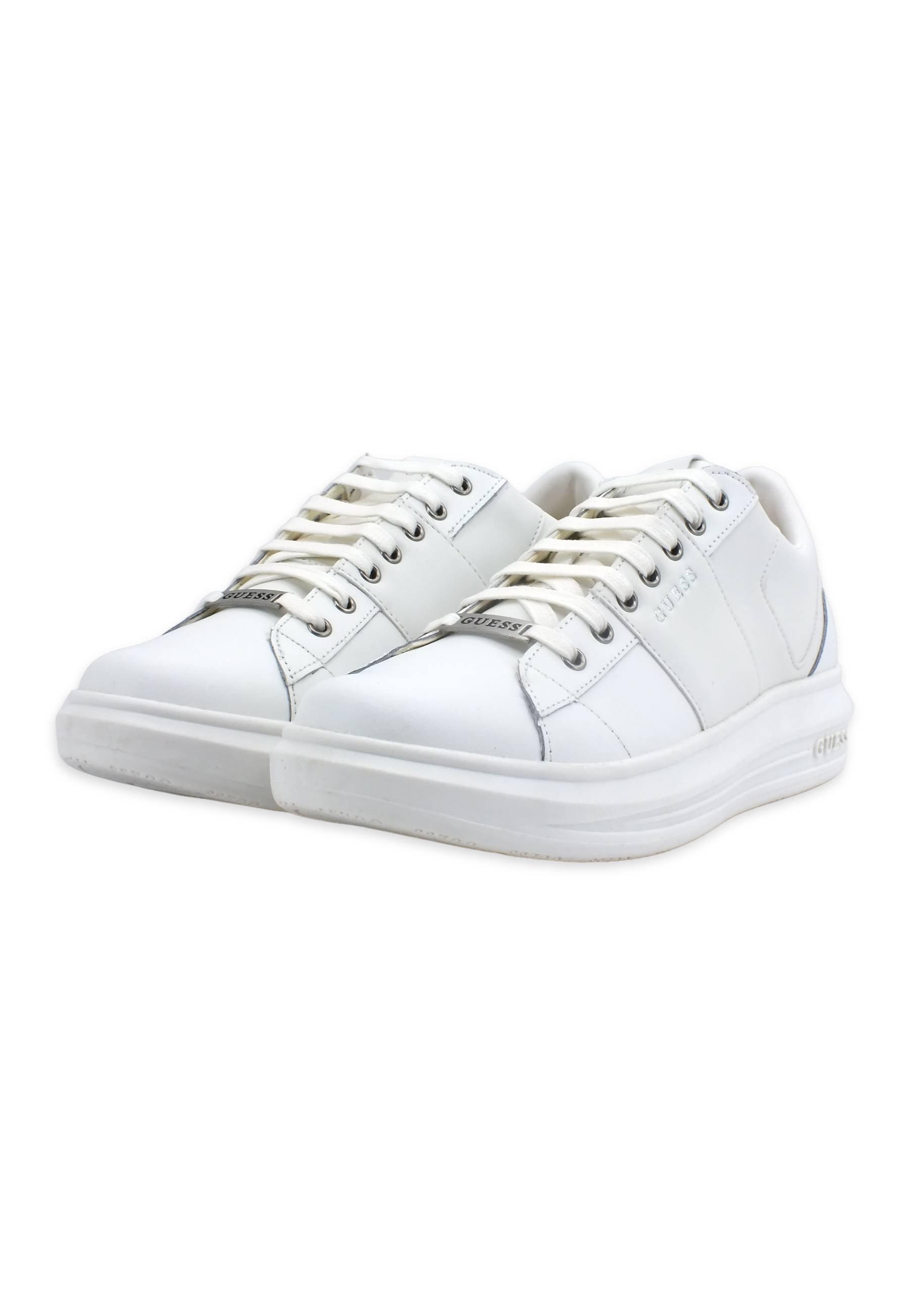 GUESS Sneaker Uomo White FM5VBSLEA12 - Sandrini Calzature e Abbigliamento