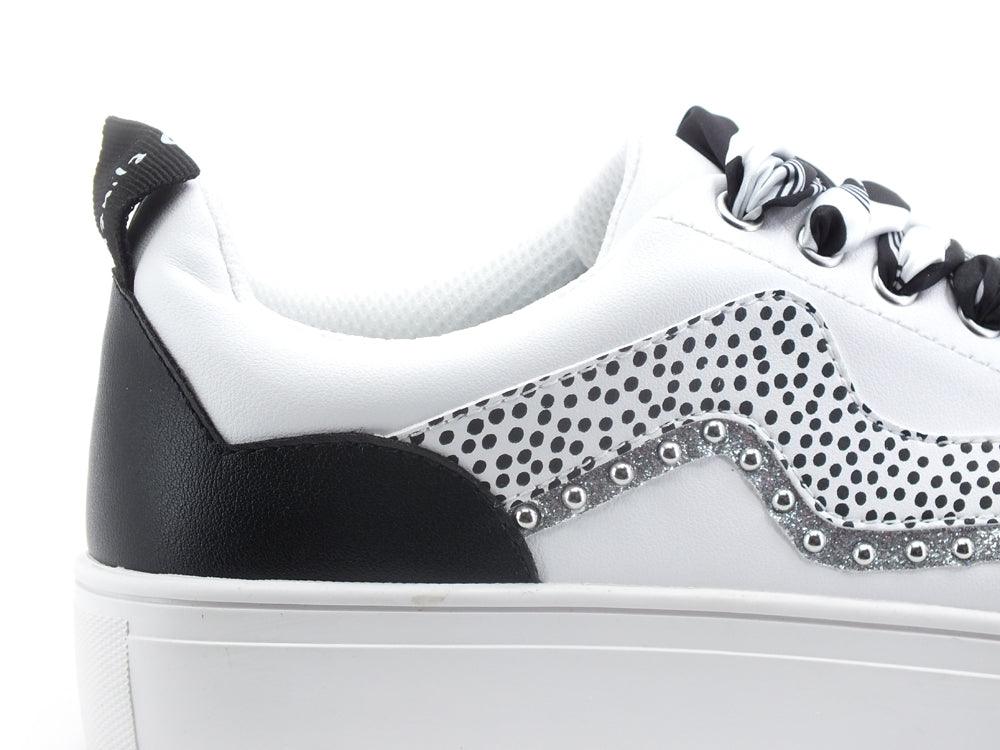 MANILA GRACE Sneaker Pois Borchie Glitter Bianco Nero S610 - Sandrini Calzature e Abbigliamento