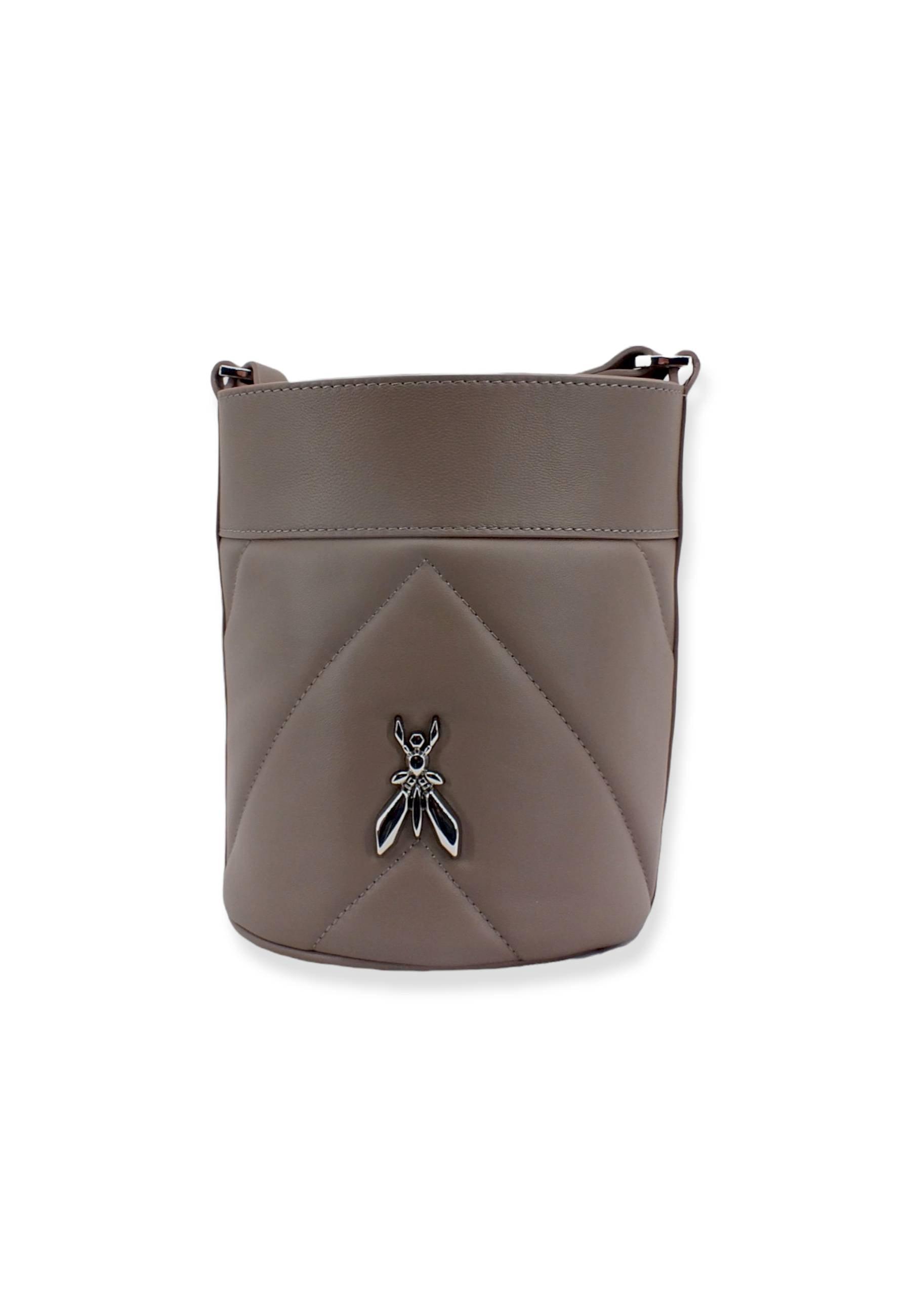 PATRIZIA PEPE Borsa Bucket Logo Marrone Dark Tatami 8B0079-L006 - Sandrini Calzature e Abbigliamento