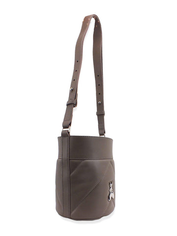 PATRIZIA PEPE Borsa Bucket Logo Marrone Dark Tatami 8B0079-L006 - Sandrini Calzature e Abbigliamento