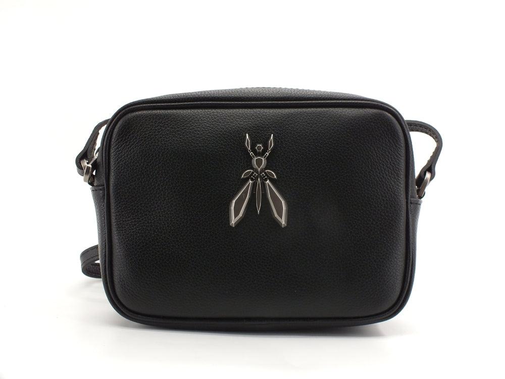 PATRIZIA PEPE Borsa Tracolla Pelle Logo Nero 2VA051-A4U8W - Sandrini Calzature e Abbigliamento
