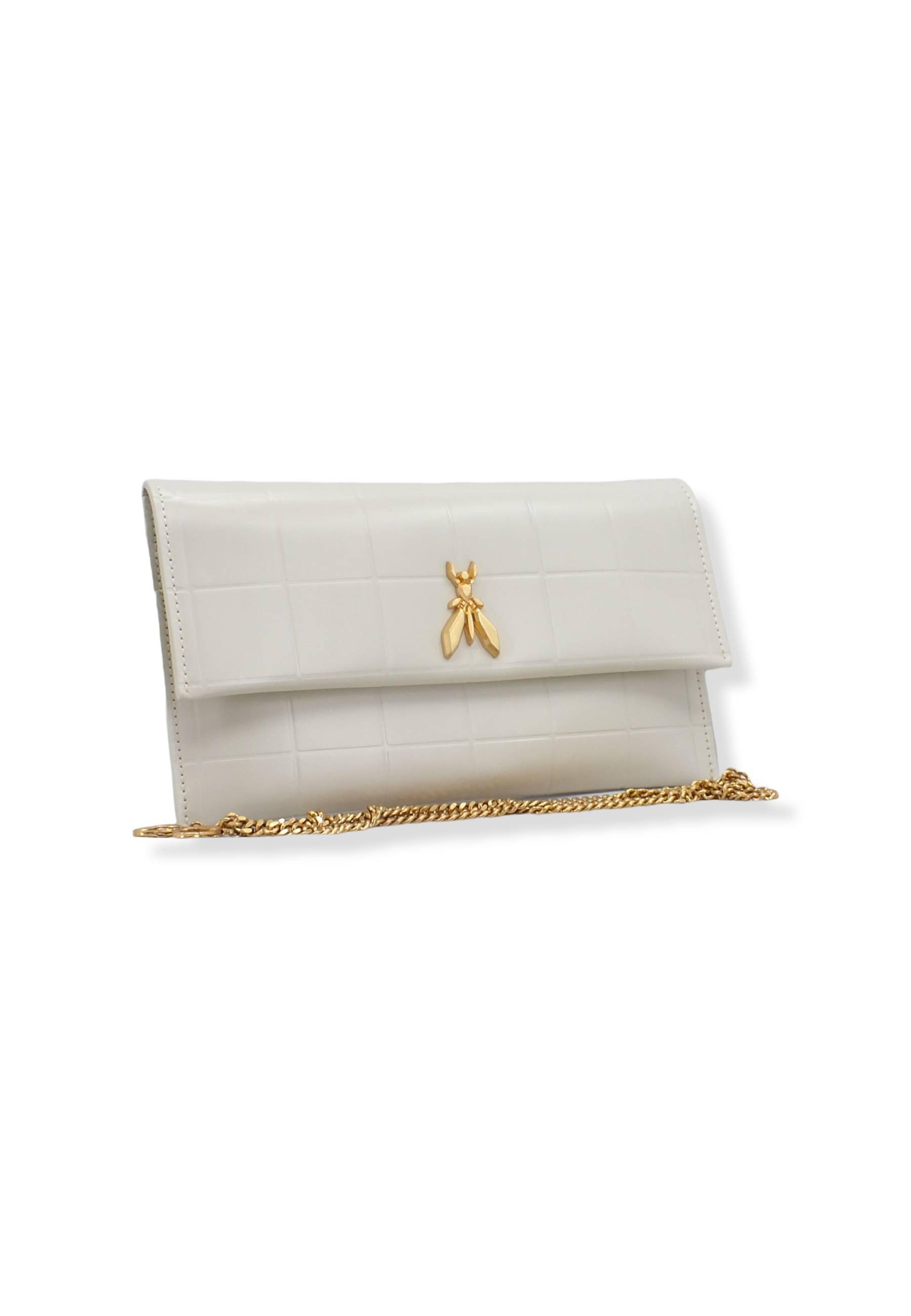 PATRIZIA PEPE Pochette Tracolla Logo Gold Off White 8B5460-L046 - Sandrini Calzature e Abbigliamento