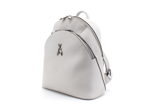 PATRIZIA PEPE Zaino Backpack Pelle Logo Ice Grey 2VA056-A4U8W - Sandrini Calzature e Abbigliamento