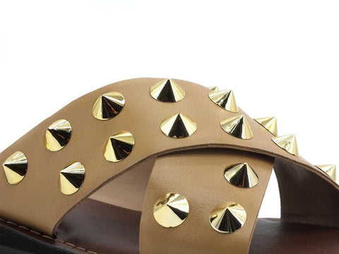 STEVE MADDEN Spikey Ciabatta Borchie Tan SPIK02S1 - Sandrini Calzature e Abbigliamento