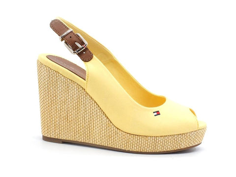 TOMMY HILFIGER Sandalo Zeppa Iconic Elena Delicate Yellow FW0FW04789 - Sandrini Calzature e Abbigliamento