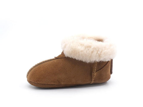 UGG I Gojee Stivaletto Kids Pelo Chestnut Suede 1121048I - Sandrini Calzature e Abbigliamento