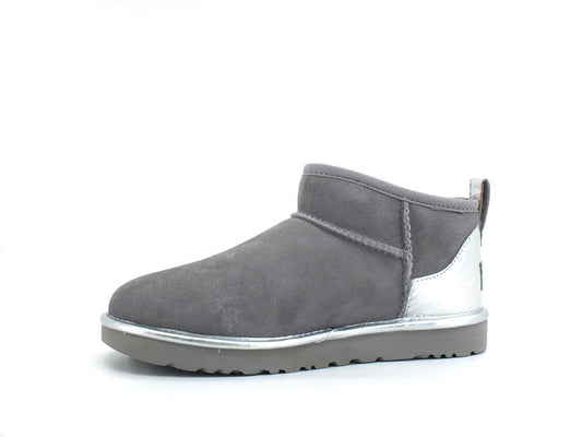 UGG W Classic Ultra Mini Shine Stivaletto Pelo Frisco Fog W1123634 - Sandrini Calzature e Abbigliamento
